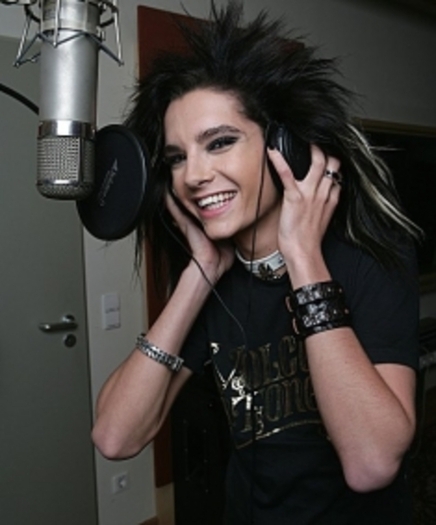 bill-kaulitz-1172080960--large-msg-120239421445 - Bill Kaulitz