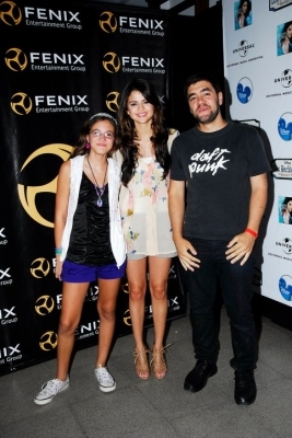 11 - xSelena 04 februarie-Meet si Greet at Argentina Concert