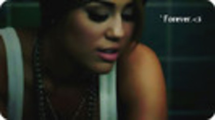 28211916_VTRZIGEMK - miley si hannah