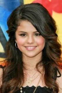 selenagomezfan_com-teenchoiceawards_aug272007-0002 - XX Cele mai rare poze SELENA GOMEZ XX