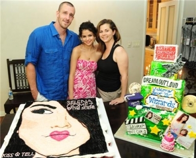 6 - 0_Aniversarea Selenei de 18 ani_0
