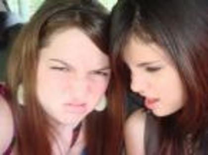 8 - 0_Selena Personale_0