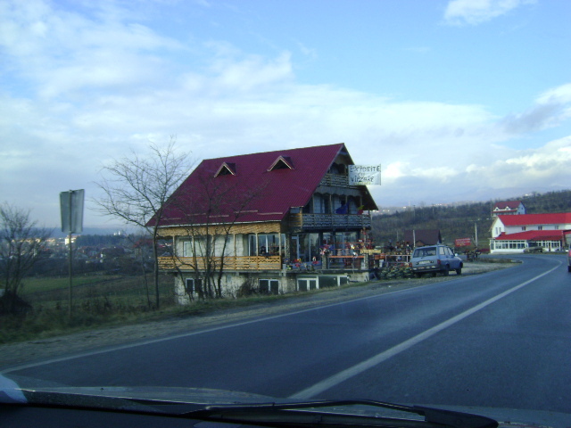 INTRAREA IN HOREZU - TARGU JIU