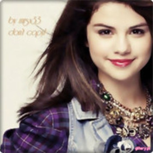 20768486_SRVTQIZIA - Selena Gomez