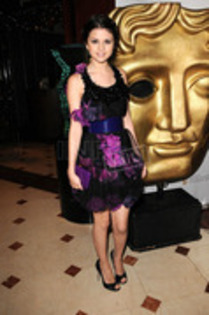 25514947_JXRIGHYJC - Selena Gomez