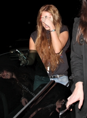  - x Leaves Josh House In Hollywood - 20th February 2011