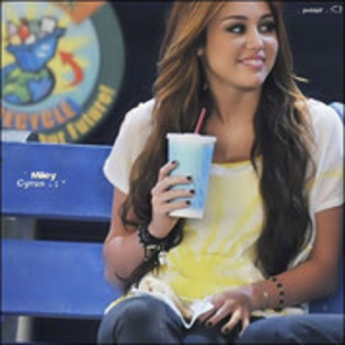 ~Miley Cyrus`!!;x - XxMiLeY-CyRuSxX