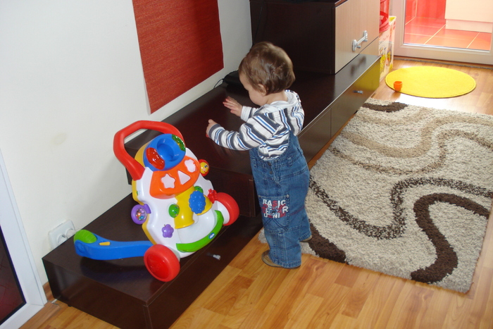 CANT LA PIANUL VIRTUAL:)
