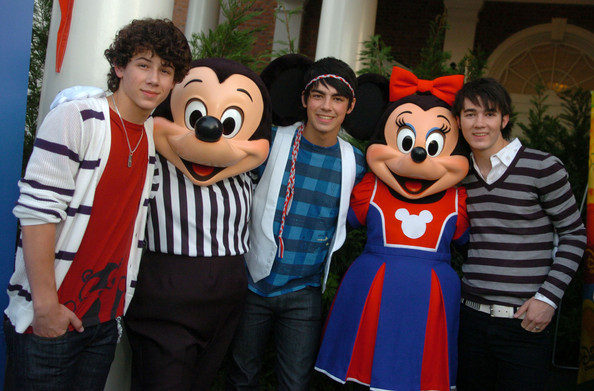 Joe+Jonas+Disney+Channel+Games+2007+Star+Party+rRTxyGlkB2Cl - Disney Channel Games 2007 - All Star Party