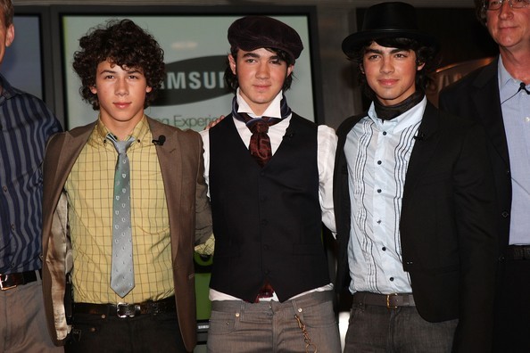 Jonas+Brothers+Disney+Hollywood+Records+Reveal+XawYXO1tbypl - Jonas Brothers and Disney s Hollywood Records Reveal CDVU  Technology