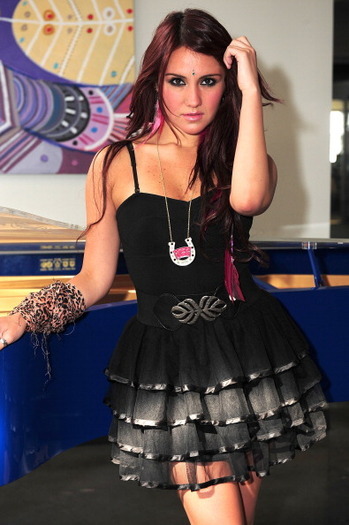 29792087_PJSMWTVVK - 00 Dulce Maria 002