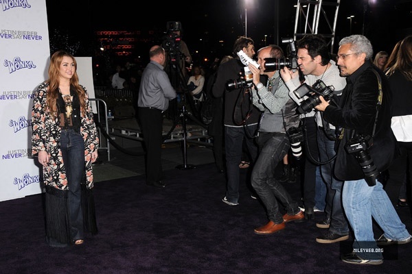 55 - Never Say Never Premiere 0