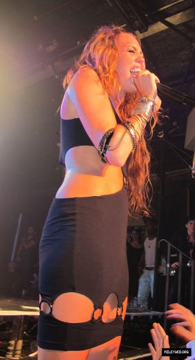 16 - Performing at GAY Club in London 2010 0