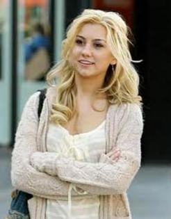 images (22) - Chelsea Staub