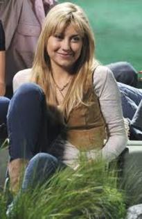 images (25) - Chelsea Staub