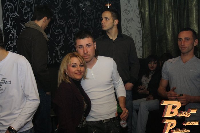 31421529_HGBIHCZXI - Club MAGOO S cartierul Malu Spart