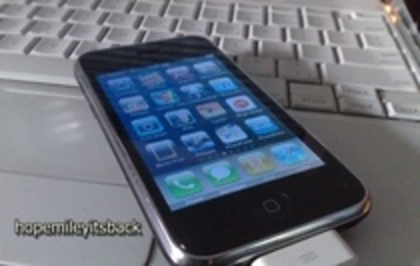 apple milz 5 - X_x laptopul si telefonul Apple ale lui miley cyrus