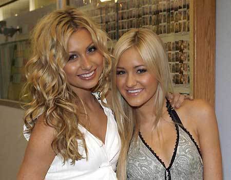 0627081013_M_062708_AlyAJ4