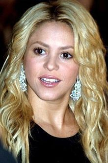 220px-Shakira_2011 - shakira biografie