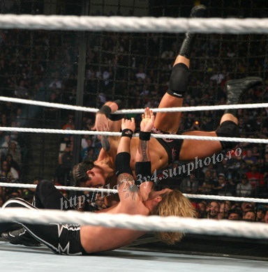 002 - elimination chamber Edge Big Show  Rey Mysterio  Kane  Wade Barrett and Drew McIntyre