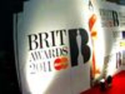 thumb_000 - WTH TV - At the Brit Awards