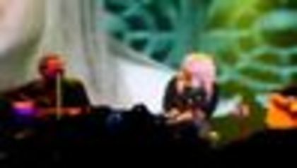 thumb_Avril_Lavigne_-_Victoria_The_Best_Damn_Tour_-_062