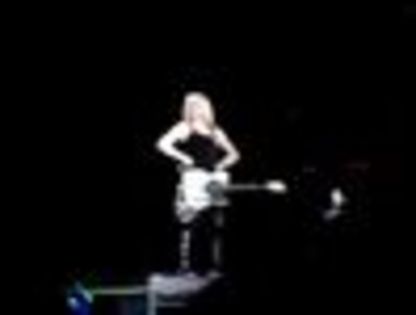 thumb_Avril_Lavigne_-_Toronto_TBDT_-_002