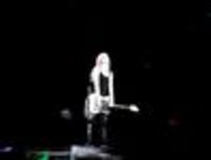 thumb_Avril_Lavigne_-_Toronto_TBDT_-_003