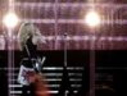 thumb_Avril_Lavigne_-_Toronto_TBDT_-_041 - The Best Damn Tour - April 07     - Live Toronto