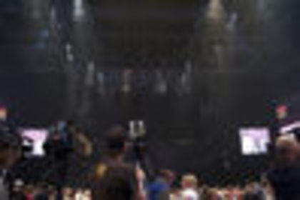 thumb_Avril_Lavigne_-_Toronto_The_Best_Damn_Tour_-_006 - The Best Damn Tour - April 07     - Live Toronto