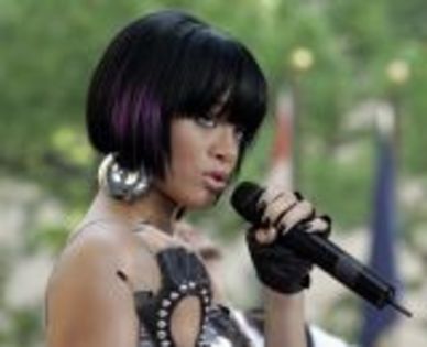 rihanna_71 - Informati despre rihanna