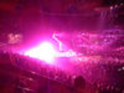 thumb_Avril_Lavigne_-_Toronto_The_Best_Damn_Tour_-_022 - The Best Damn Tour - April 07     - Live Toronto