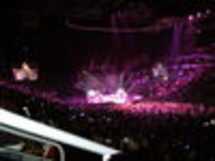 thumb_Avril_Lavigne_-_Toronto_The_Best_Damn_Tour_-_028 - The Best Damn Tour - April 07     - Live Toronto