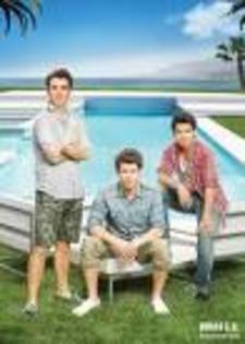 imagesCA8NDGIP - jonas brother