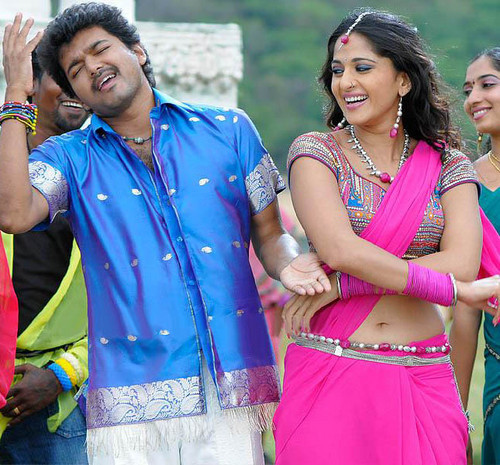 vettaikaran-Vijay-Anushka-Shetty