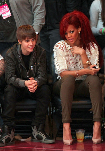 Rihanna+2011+NBA+Star+Game+Performances+Celebrities+0cy5wSB-ytVl - rihanna