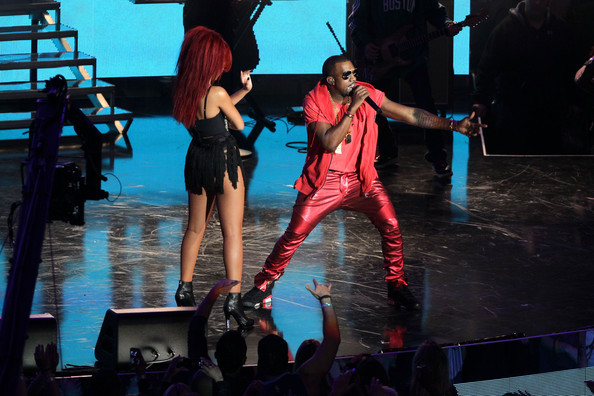 Rihanna+2011+NBA+Star+Game+Performances+Celebrities+iadZ_LOhIqTl