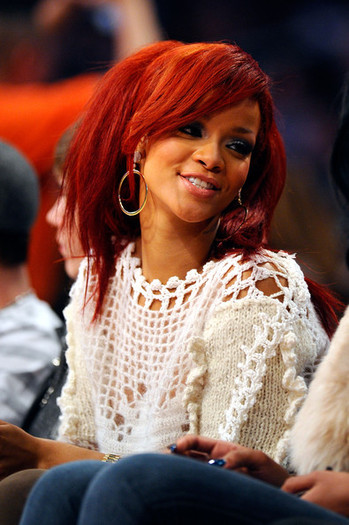Rihanna+2011+NBA+Star+Game+Performances+Celebrities+nEjC9ruHKD0l