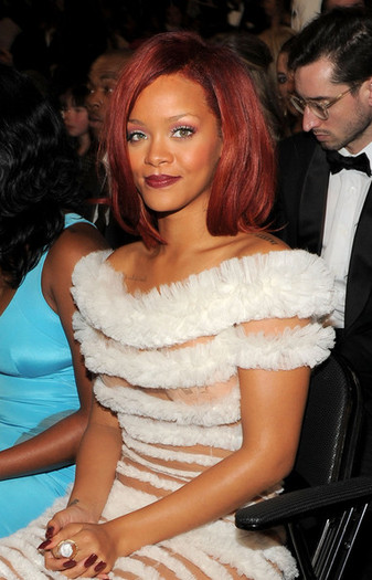 Rihanna+53rd+Annual+GRAMMY+Awards+Roaming+6afMpjyveJel - rihanna