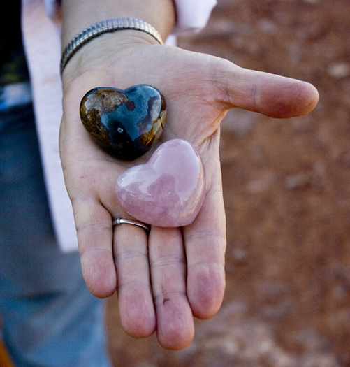 DSC_0084 hearts picasso and rose quartz as gifts to sugar loaf the heart chakra en az