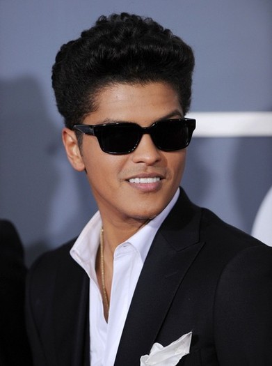 Bruno+Mars+53rd+Annual+GRAMMY+Awards+p8NbWFZKOSvl - bruno mars