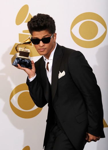 Bruno+Mars+53rd+Annual+GRAMMY+Awards+Press+HboLT3zQuWBl