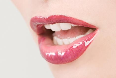 lipsREX2801_468x315 - Buze