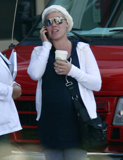 Pink+Pregnant+Pink+Stops+Saint+John+Health+HEhZCr1Foabl