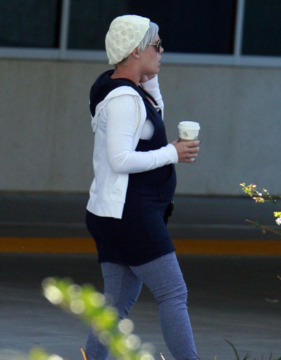 Pink+Pregnant+Pink+Stops+Saint+John+Health+M_HMLAcqINYl