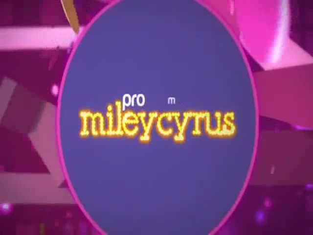 EXCLUSIVO- Miley Cyrus dança \'Rebolation\' para fãs brasileiros 012 - 0-0Miley dance Rebolation