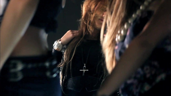 Rock Mafia - The Big Bang Featuring Miley Cyrus (Official Music Video) 0887