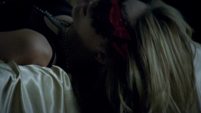 Miley Cyrus - Who Owns My Heart 0046