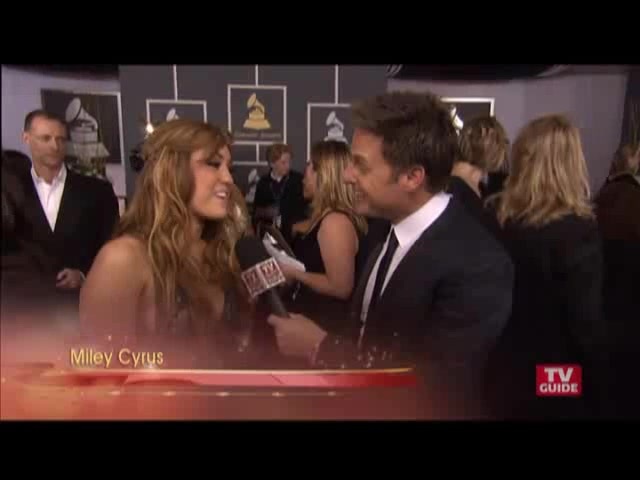 Grammys 2011- Miley Cyrus 067