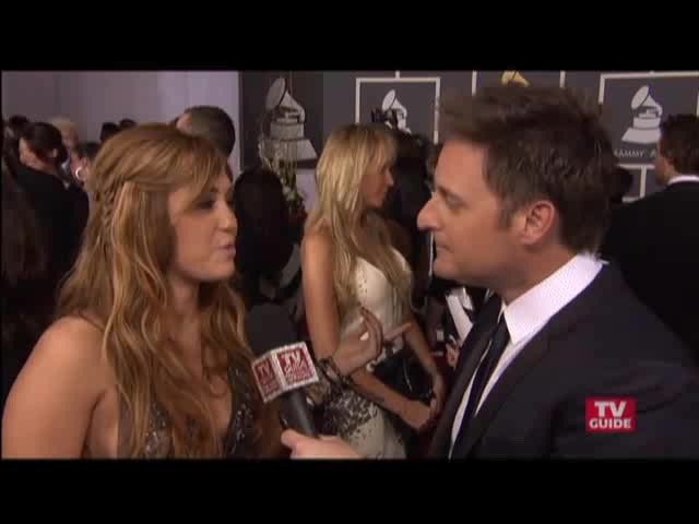 Grammys 2011- Miley Cyrus 109